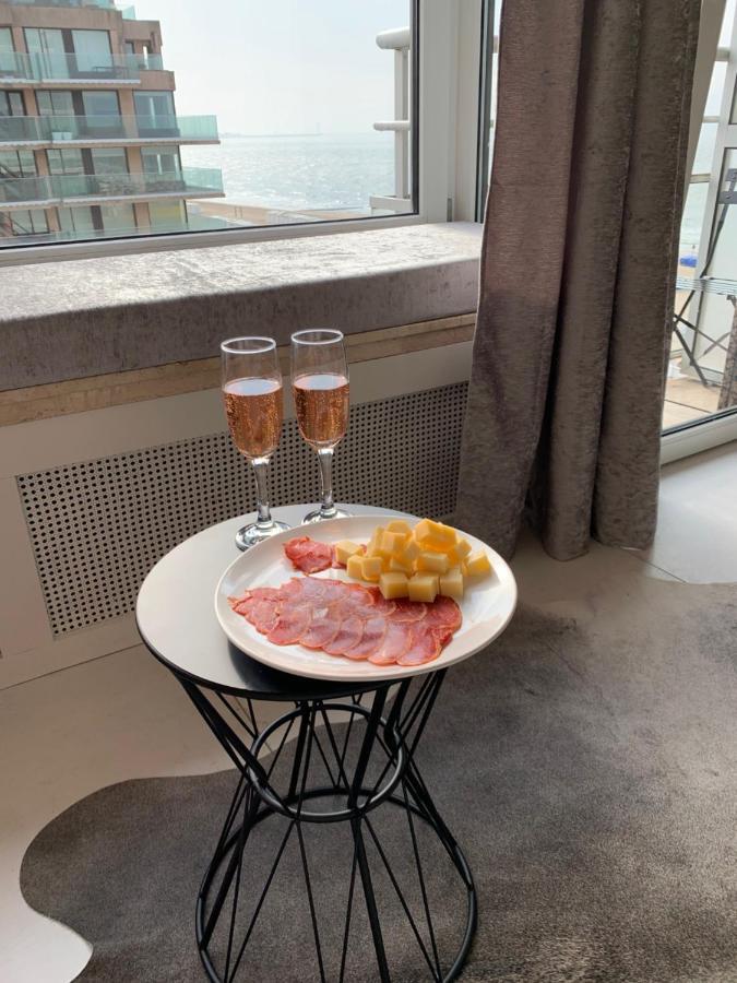Luxe Studio/Suite Met Zeezicht En Volle Zon Knokke-Heist Dış mekan fotoğraf